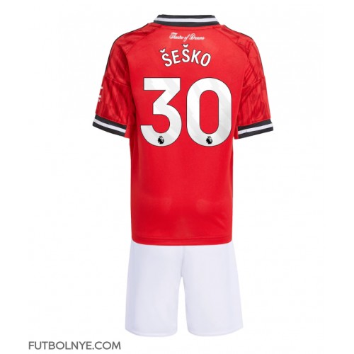 Camiseta Manchester United Benjamin Sesko #30 Primera Equipación para niños 2025-26 manga corta (+ pantalones cortos)
